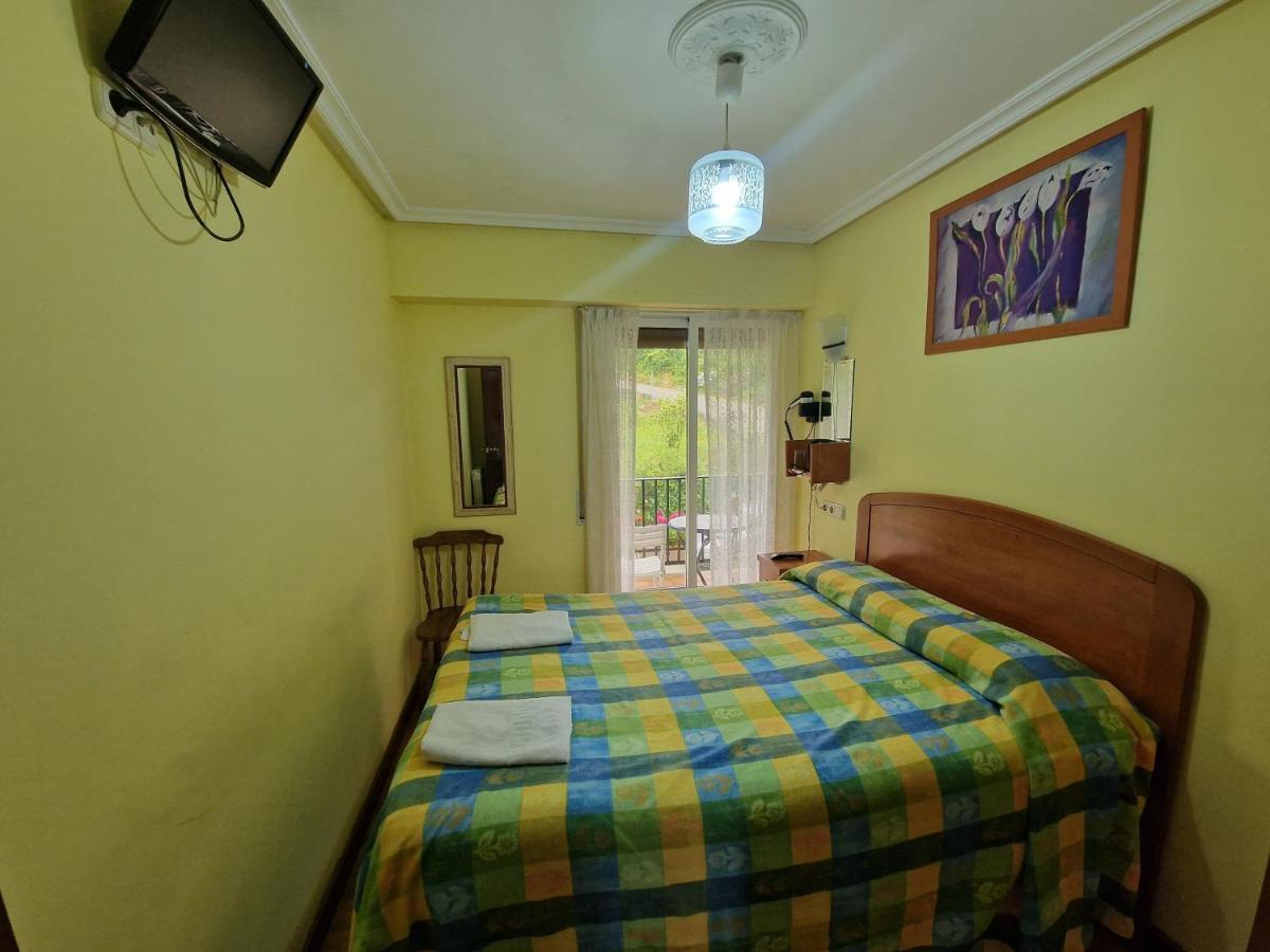 Pension Tximistarri Сан-Себастьян Экстерьер фото
